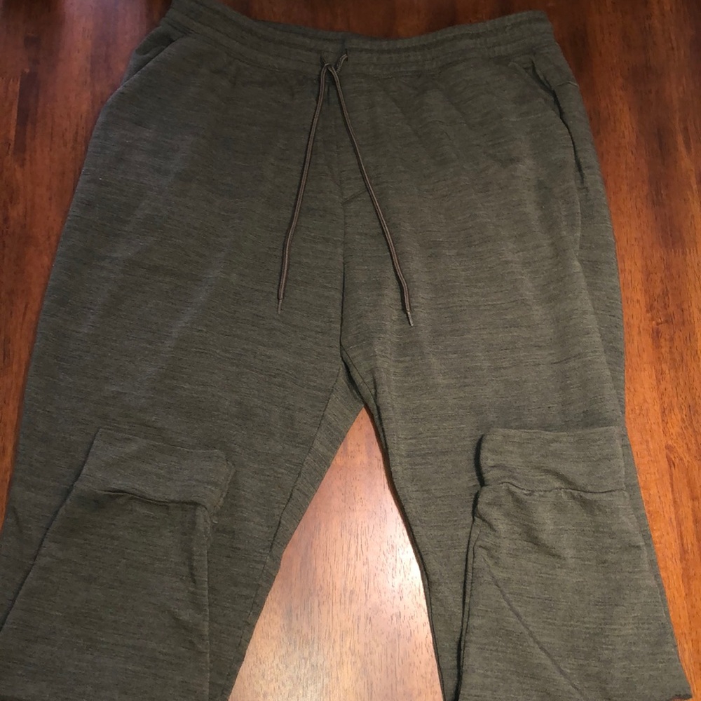 Athletic works joggers
